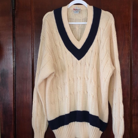 Walters Oxford Men’s Cream Wool V-neck Sweater - Picture 5 of 10